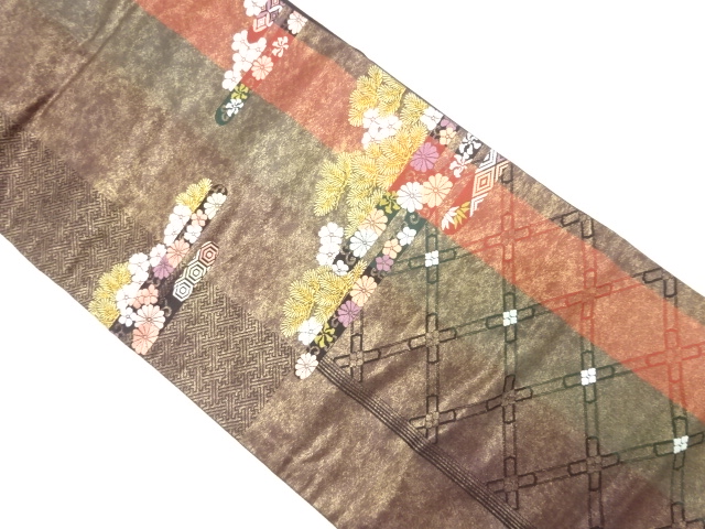 引箔　ヱ霞に松竹梅・菊模様織り出し　名古屋帯